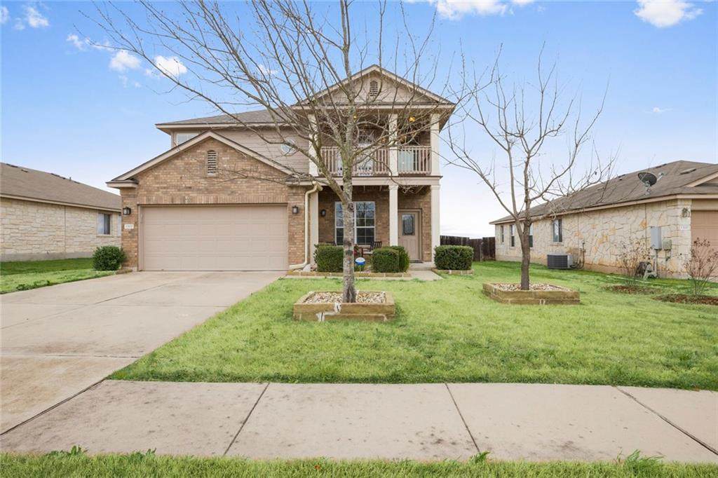1302 Hensley Dr - Photo 1