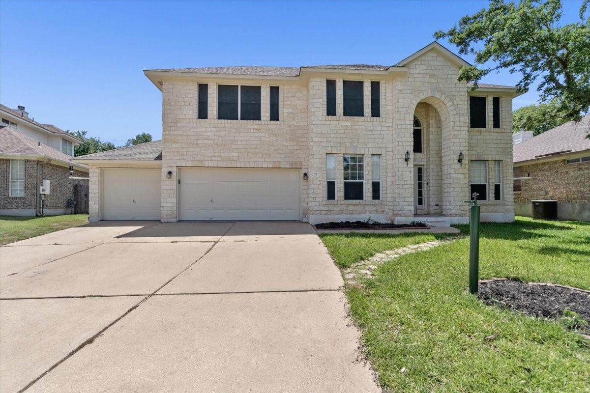 207 Colby Ln - Photo 1