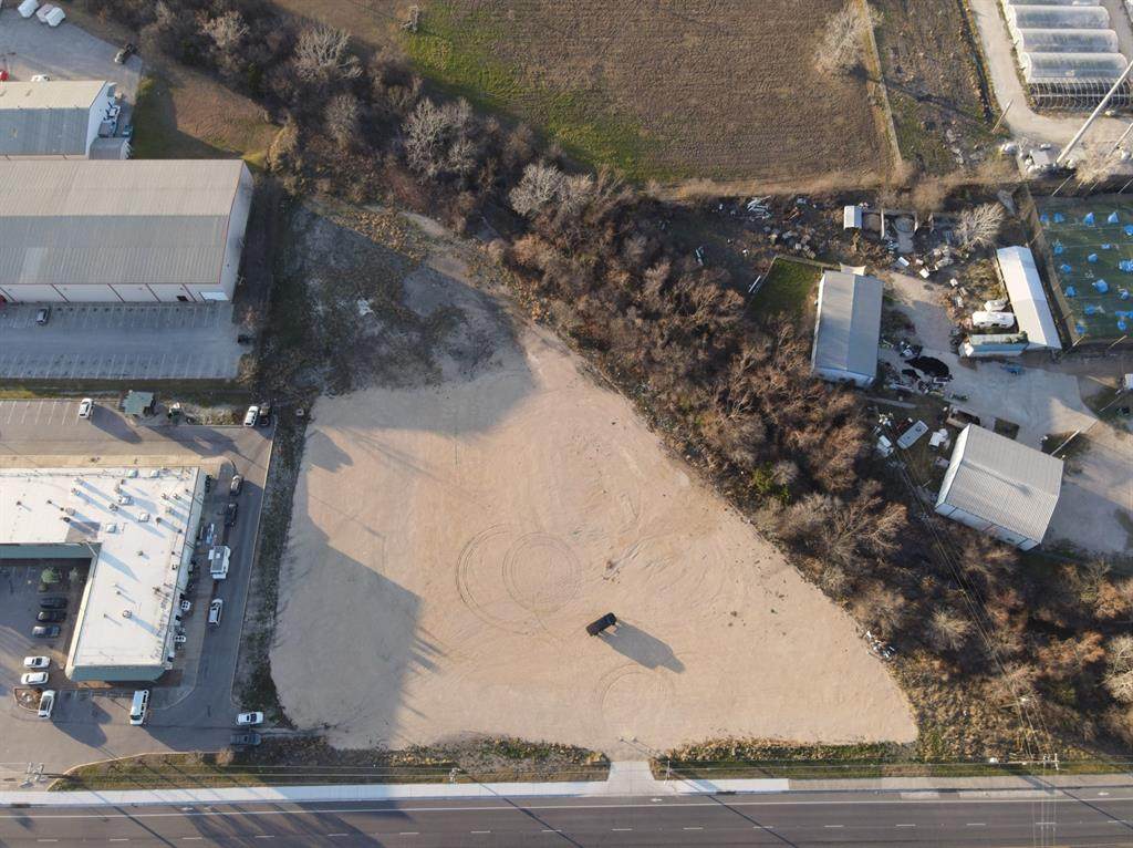 1000 Grand Avenue Pkwy - Photo 1