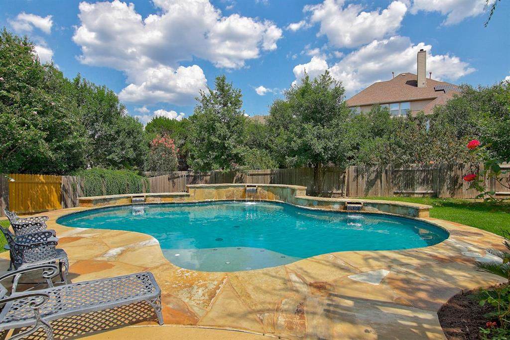 7609 Roaring Springs Dr - Photo 1