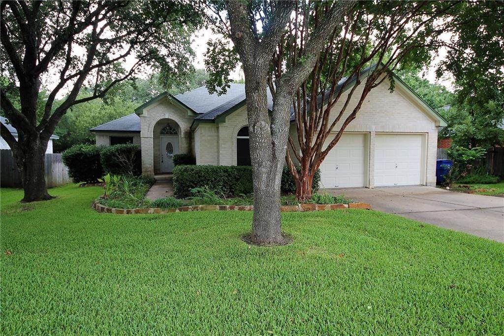2511 Goldfinch Dr - Photo 1