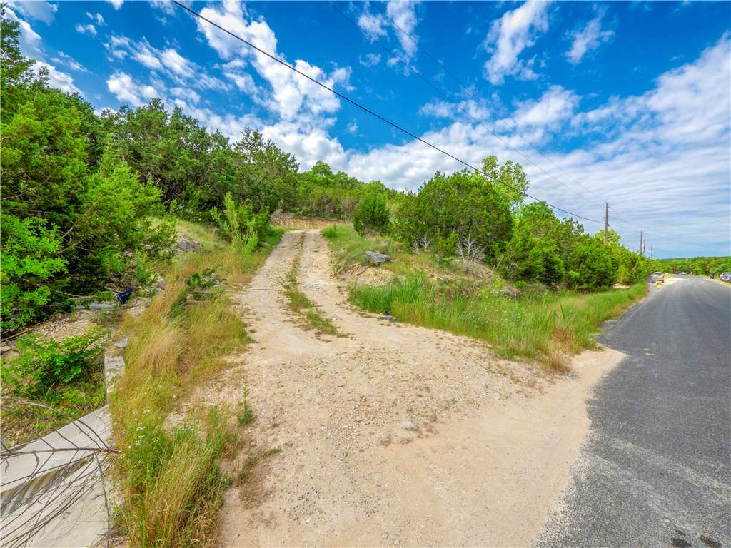 21311 Creekside Dr - Photo 1