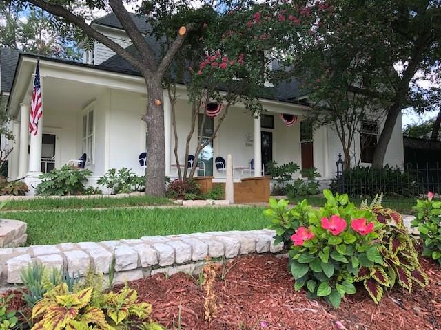 620 Main St - Photo 1