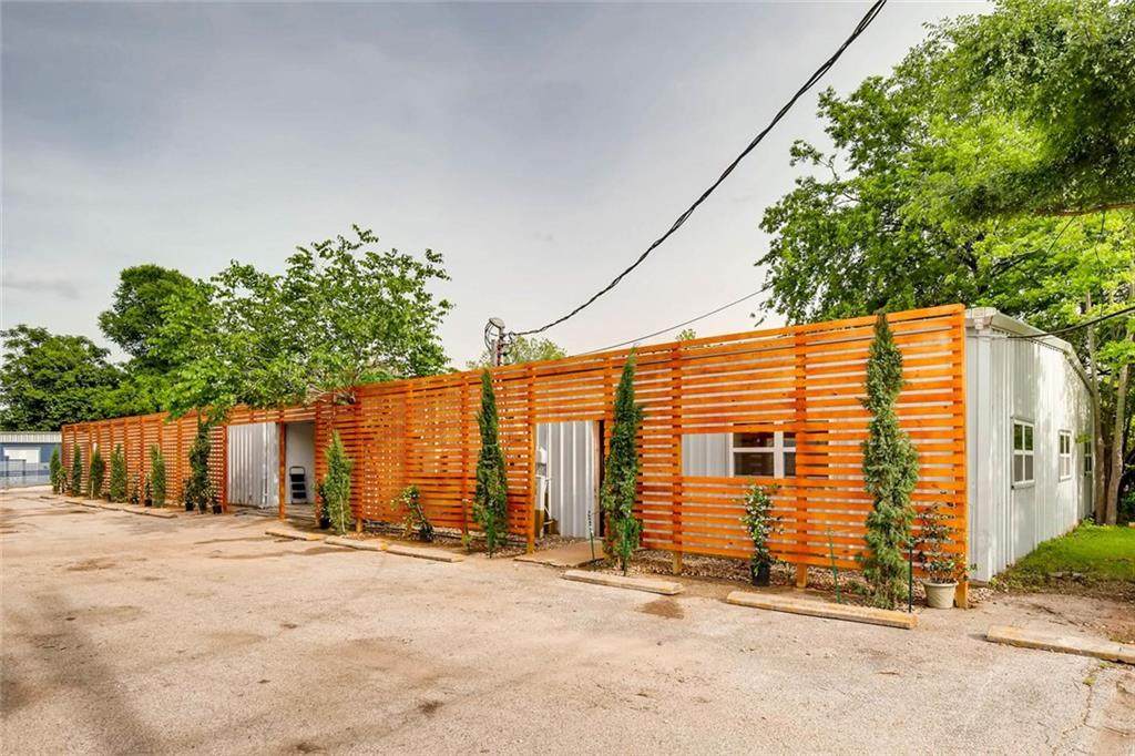 727 Airport Blvd - Photo 1