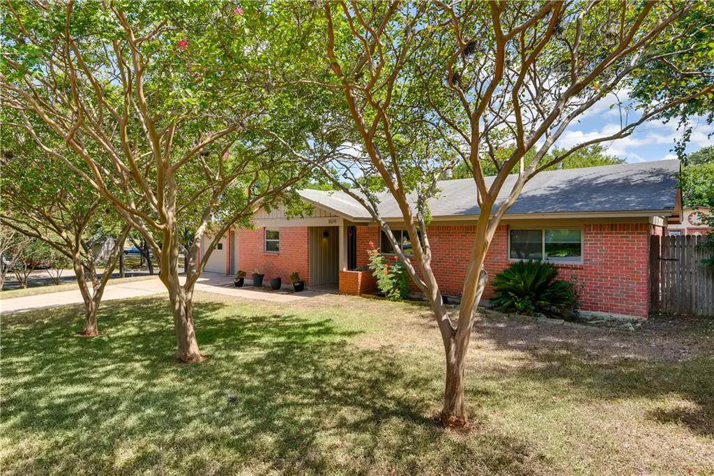 1804 Romford Dr - Photo 1