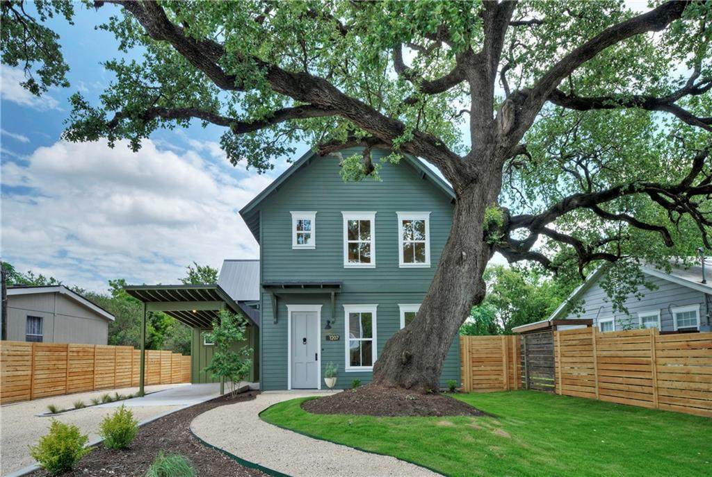 1207 Singleton Ave - Photo 1