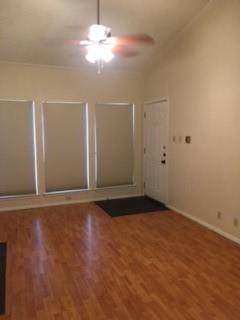 807 25th St - Photo 1