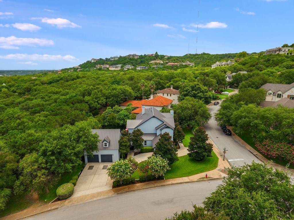 2917 Sparkling Brook Ln - Photo 1