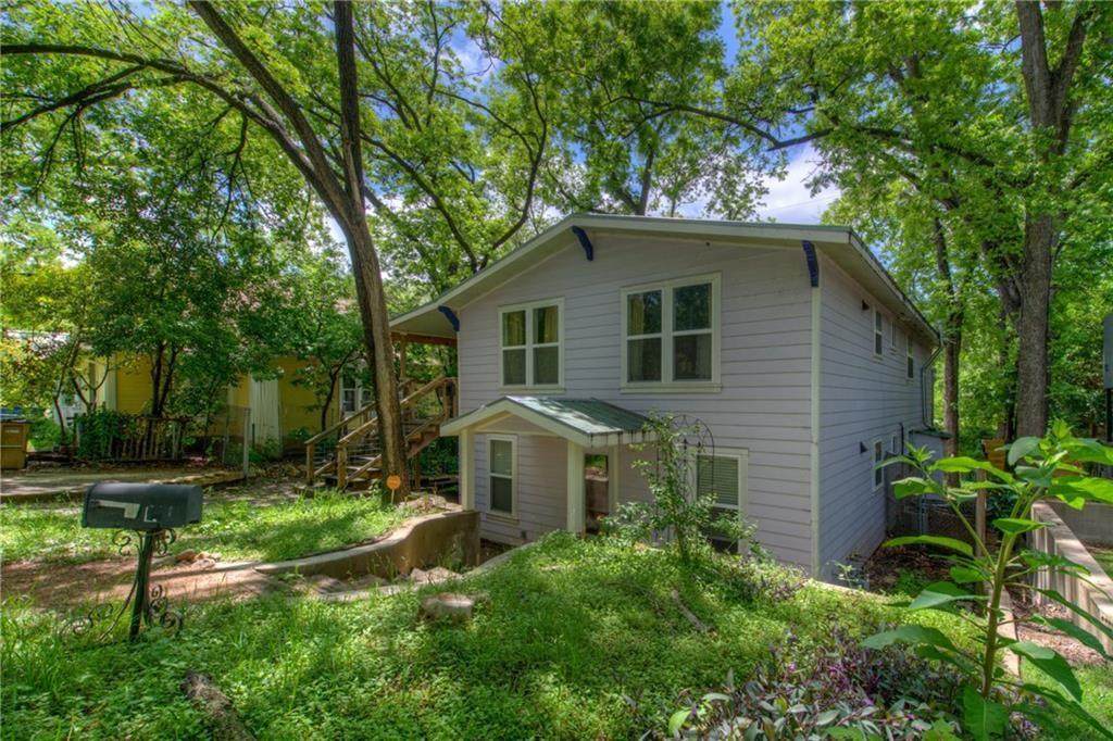 1607 Garden St - Photo 1