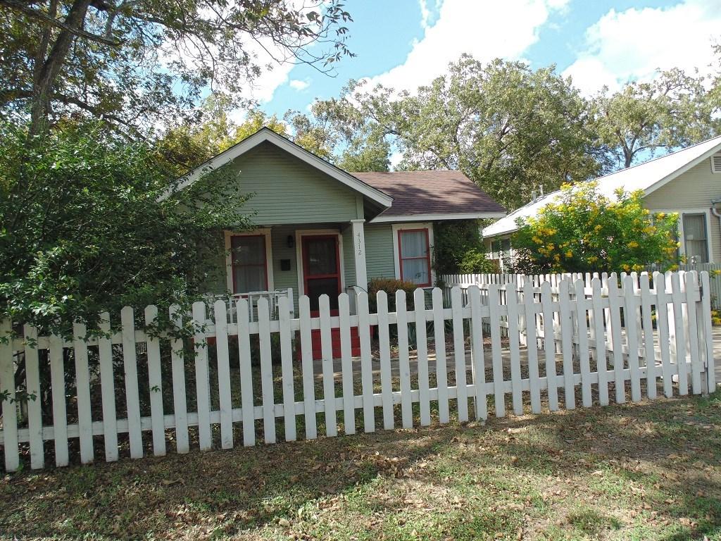 4312 Avenue G - Photo 1