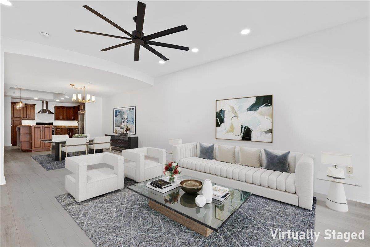 1812 West Ave - Photo 1