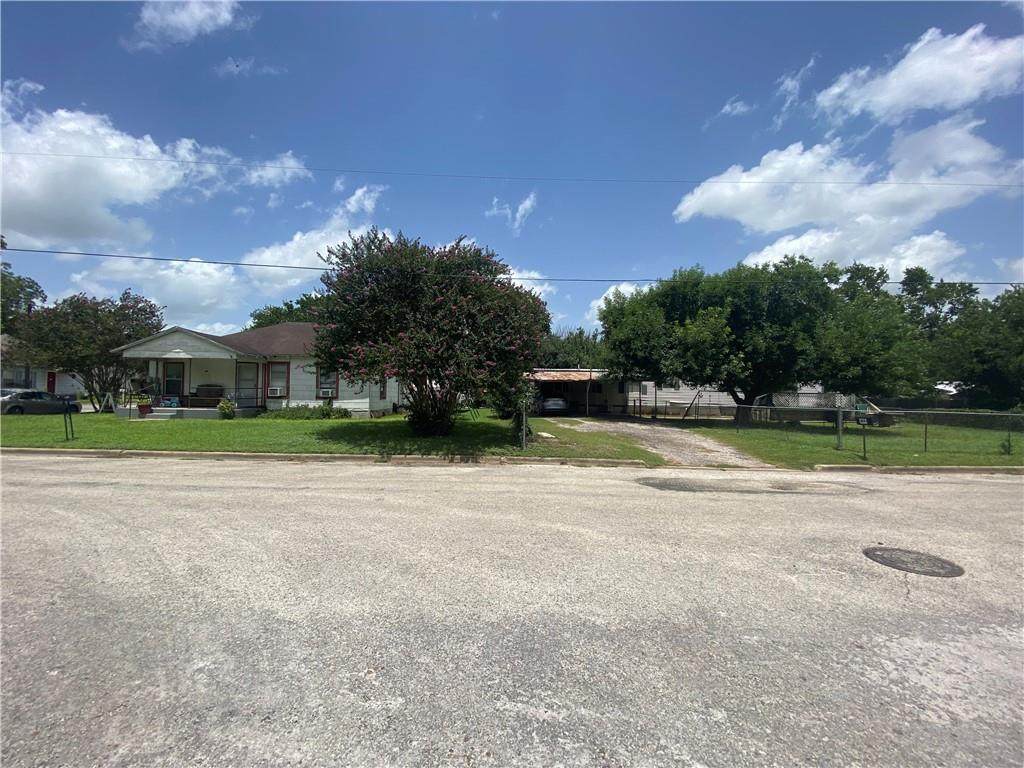 703 & 713 Qualls St - Photo 1