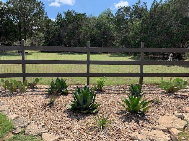102 Oak Ln - Photo 1