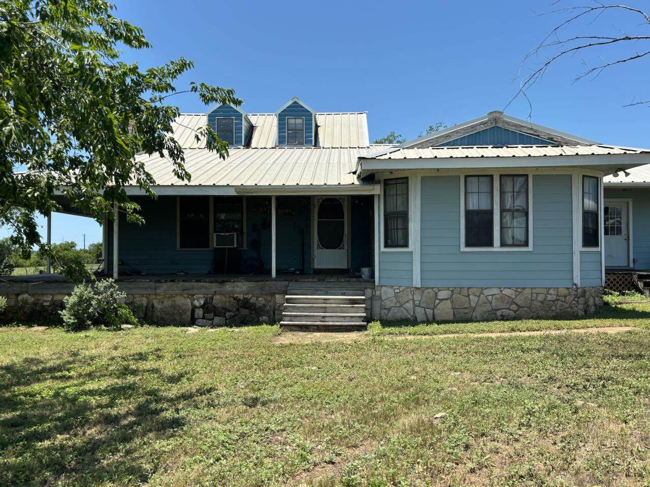 1720 County Road 276 - Photo 1