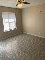 139 Elm Dr - Photo 2