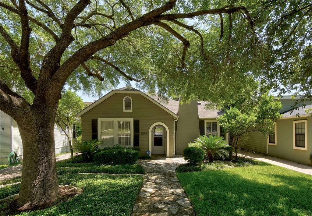 1509 Palma Plz - Photo 1