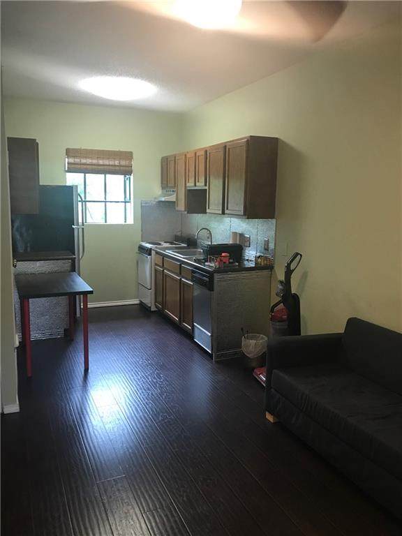 3206 King St - Photo 1