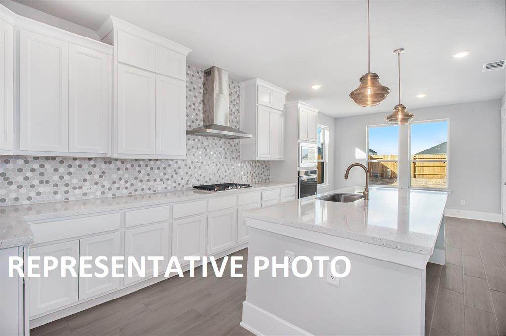 105 Low River Ln - Photo 1