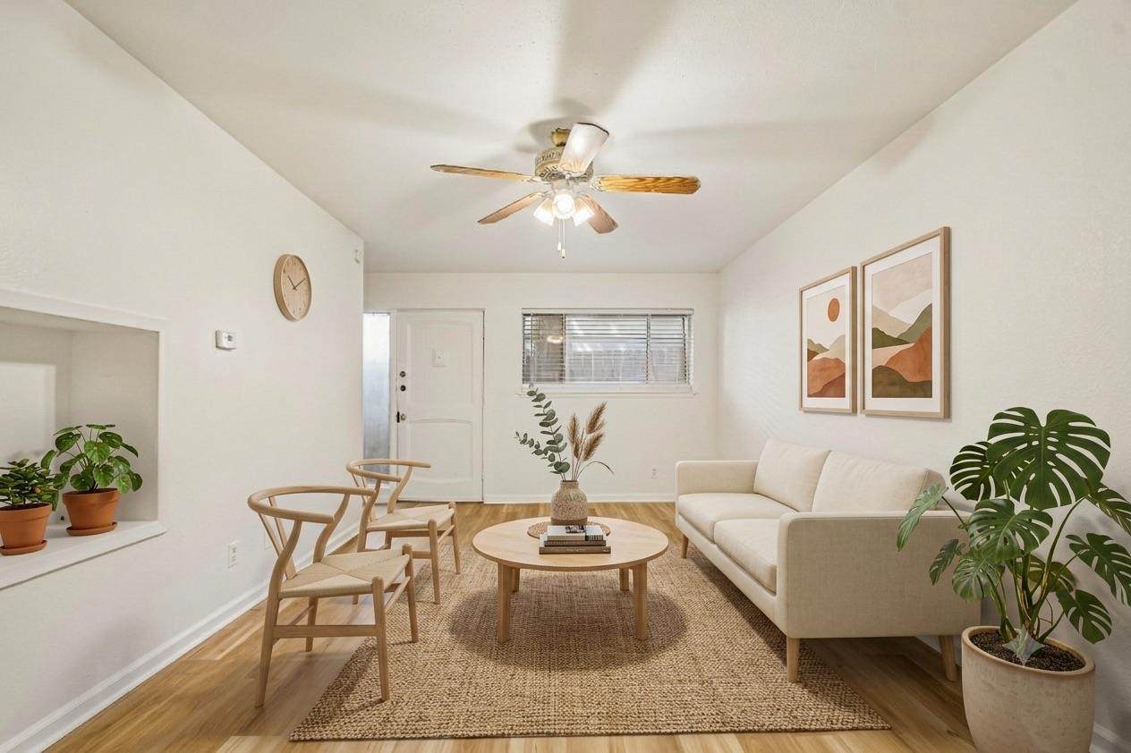 2413 Leon St - Photo 1