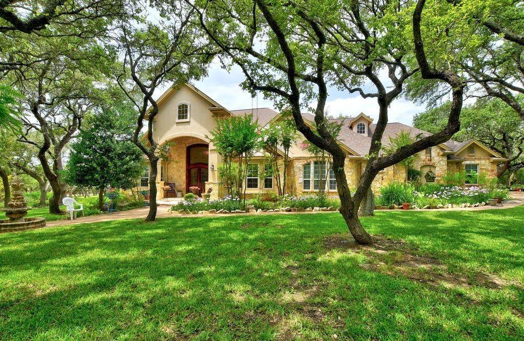 999 Enchanted Oak Dr - Photo 1