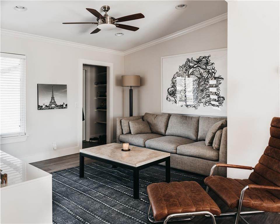 2505 Rogge Ln - Photo 1