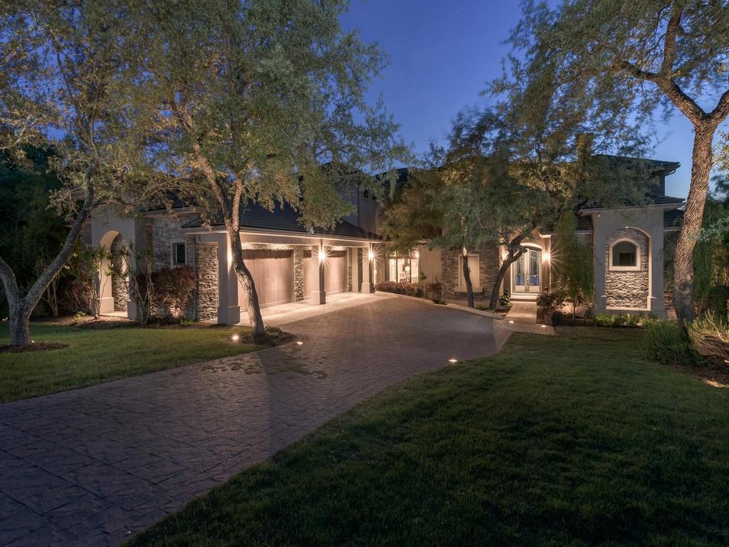 15811 Booth Cir - Photo 1