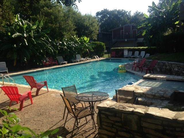 2215 Post Rd - Photo 1