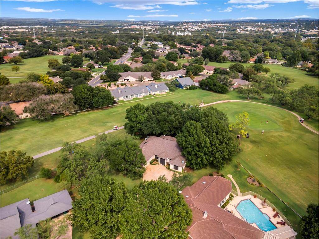 250 Braeburn Cir - Photo 1