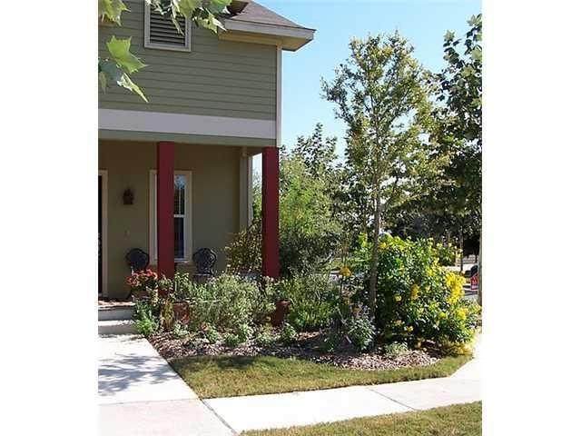 303 Cleveland - Photo 1