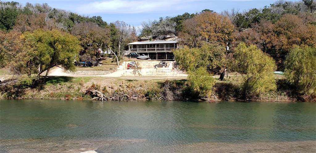 1900 River Rd - Photo 1