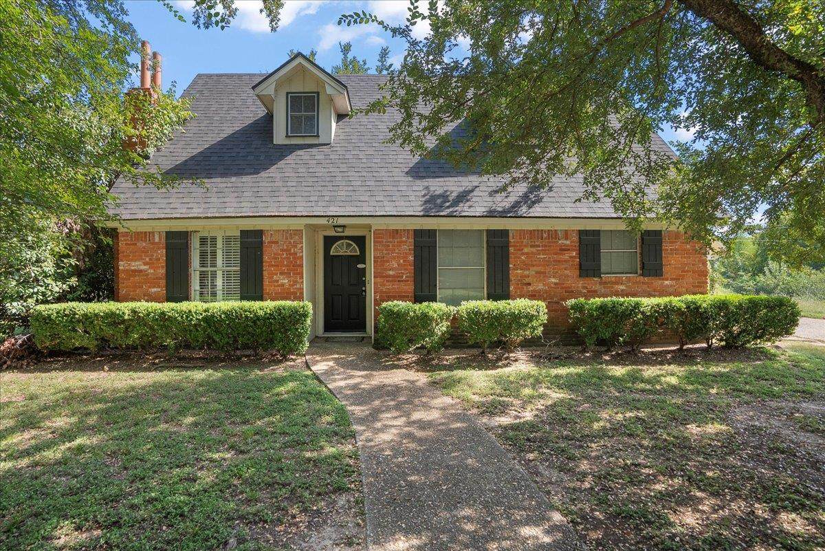 421 Forrest Ln - Photo 1