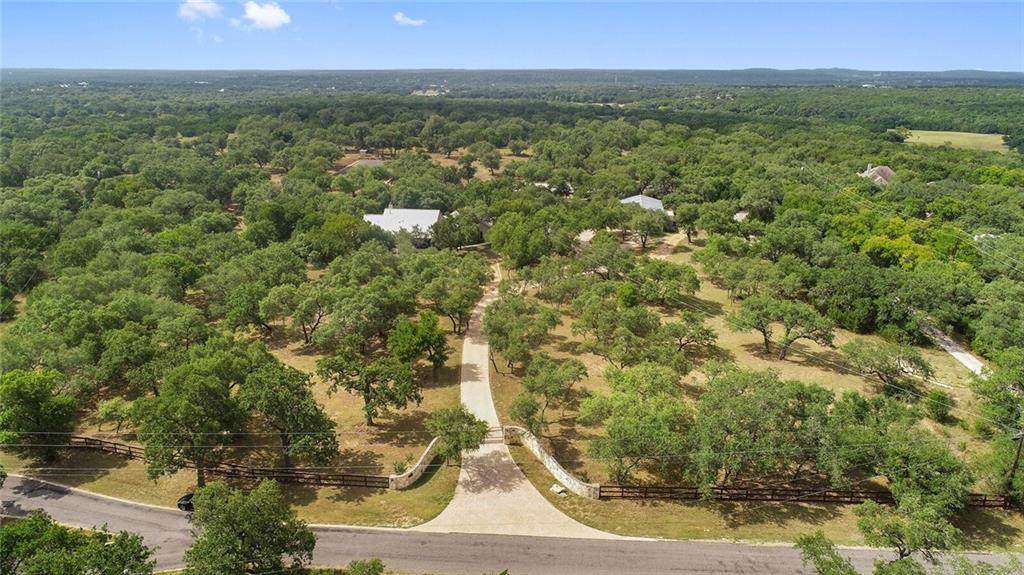 1880 Creek Dr - Photo 1