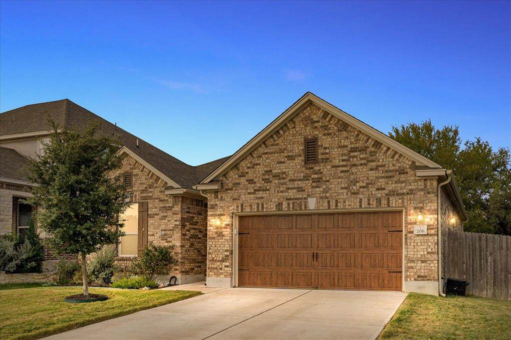 206 Hunters Hill Dr - Photo 1