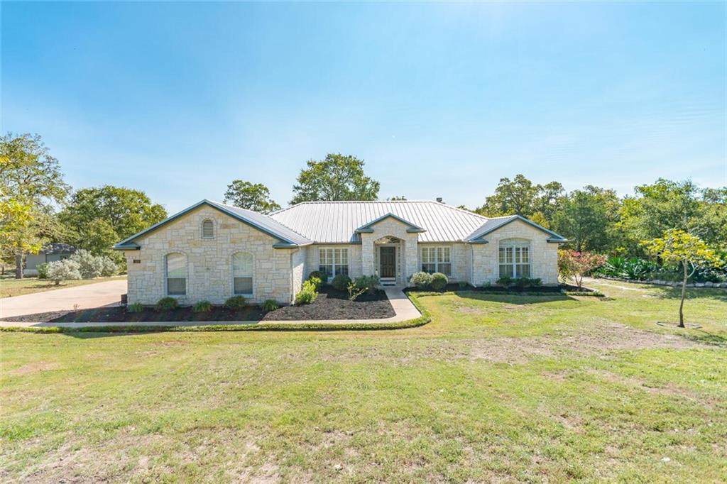 140 Colony Ct - Photo 1