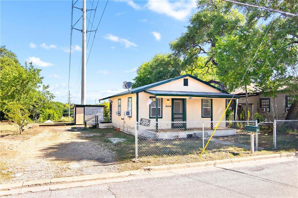 1001 Live Oak St - Photo 1