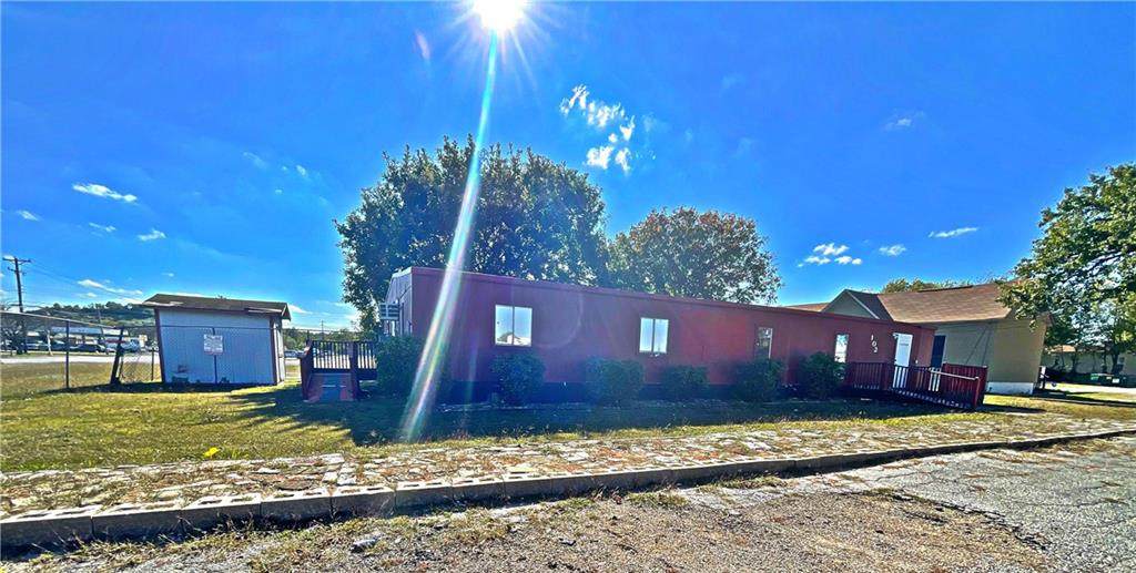 102 Bobwhite Ln - Photo 1