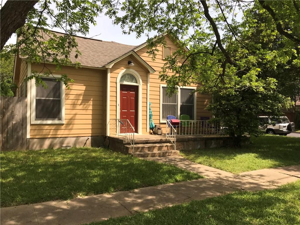 5001 Avenue G - Photo 1