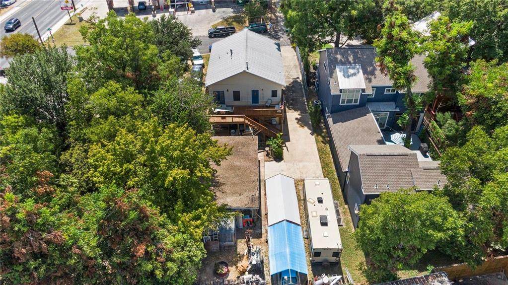 604 Fletcher St - Photo 1
