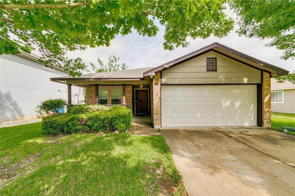2102 Oaklawn Dr - Photo 1