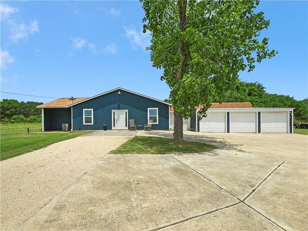 468 Meadow Ln - Photo 1