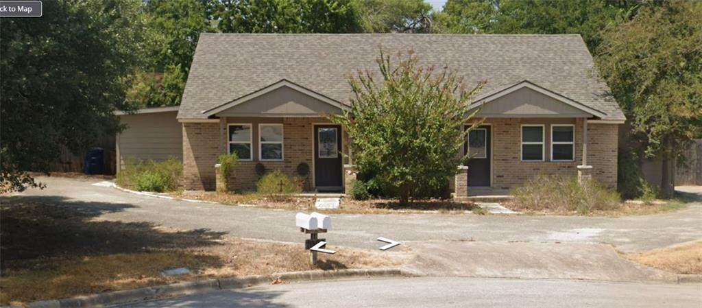 7002 Oak Meadow Cir - Photo 1