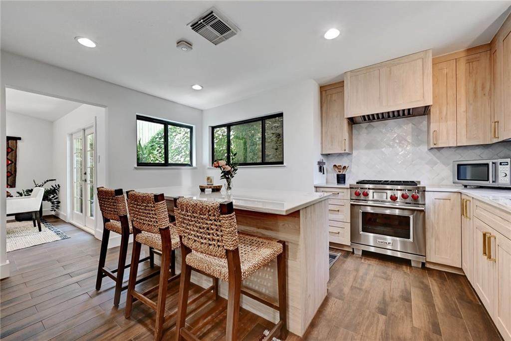 811 Rutherford Pl - Photo 1