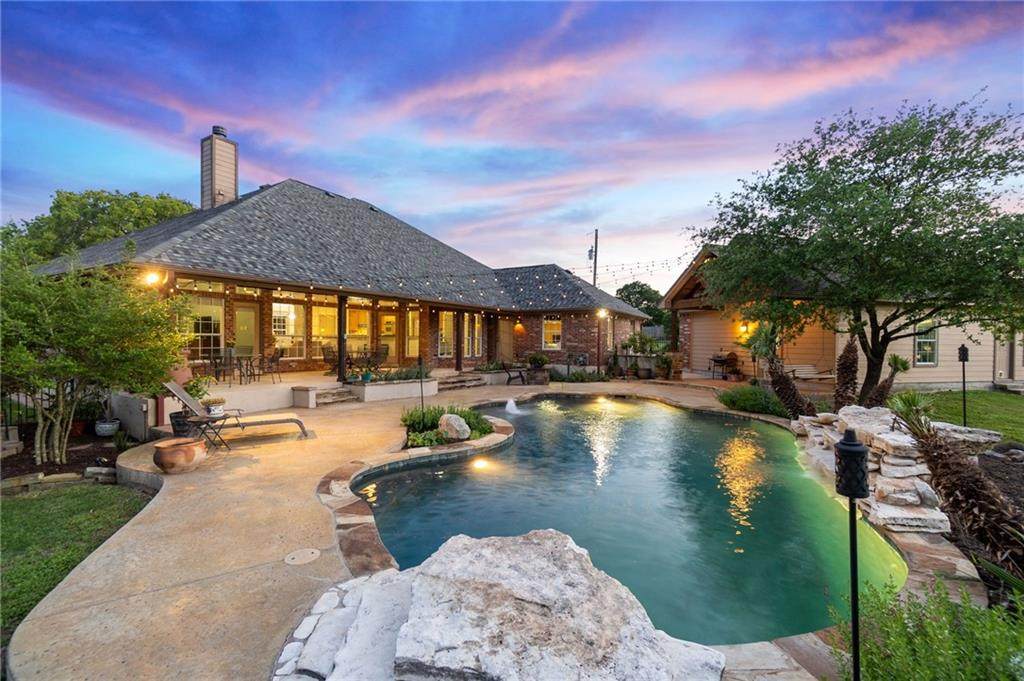 420 Humphrey Dr - Photo 1