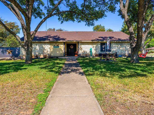 252 Meadowlakes Dr - Photo 1