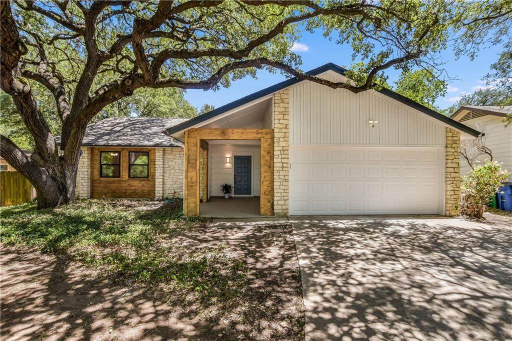 4611 Hawkhaven Ln - Photo 1