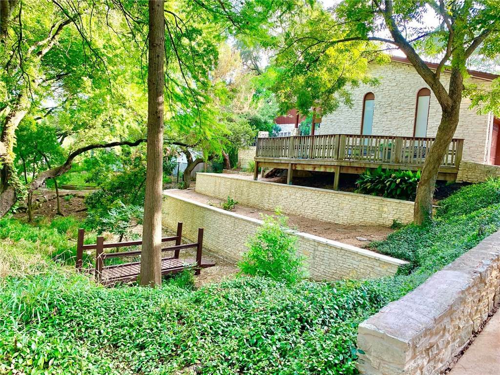6002 Highlandale Dr - Photo 1