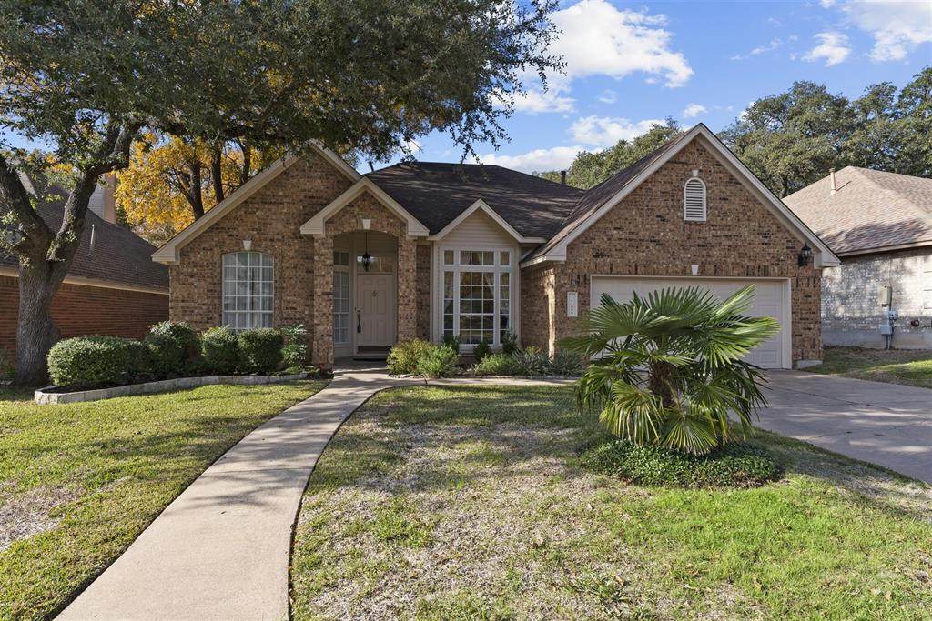 11005 Andenwood Dr - Photo 1