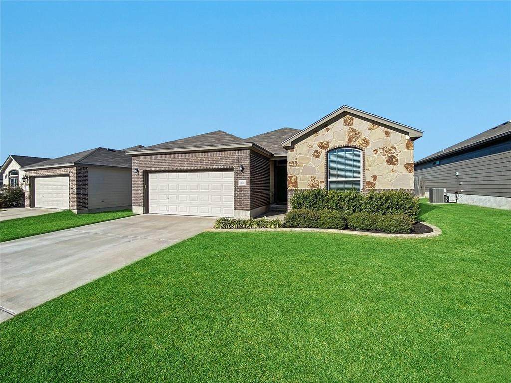 8106 Redbrush - Photo 1
