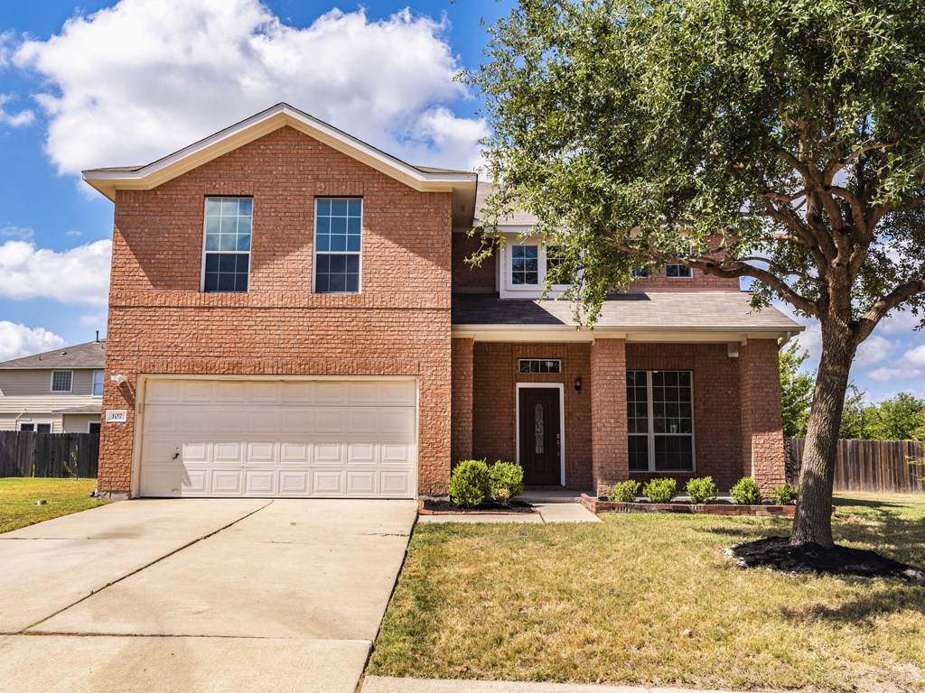 107 Treasure Oaks Dr - Photo 1