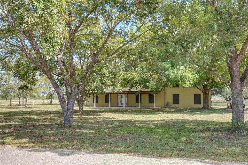 3705 Buck Ln - Photo 1